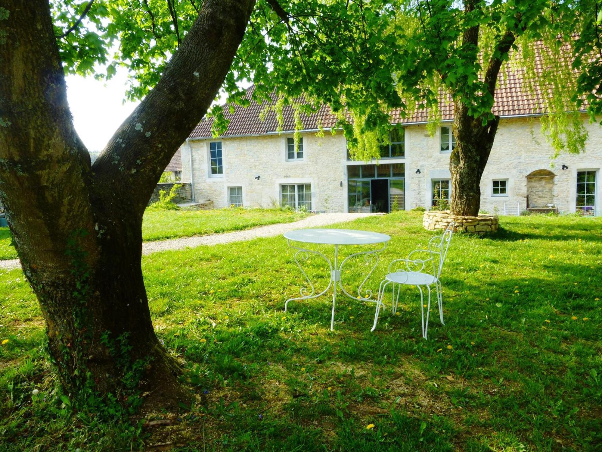 Chambres D'Hotes Bered Vuillemin Baume-les-Dames Exterior foto