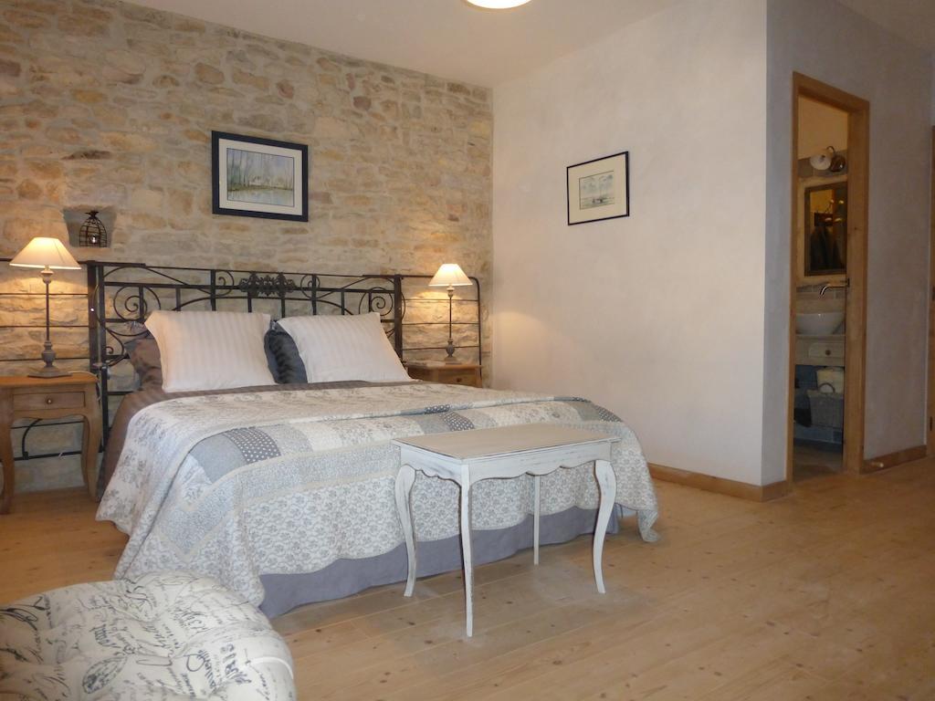 Chambres D'Hotes Bered Vuillemin Baume-les-Dames Zimmer foto